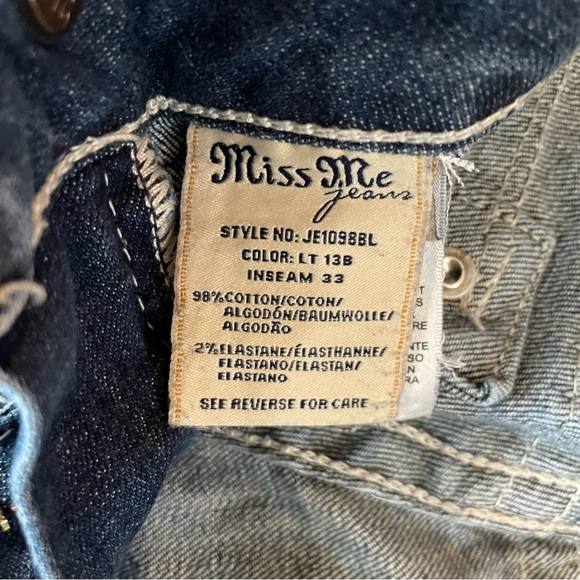 Miss Me Distressed Ripped Boot Cut Jeans Size 28 - Picture 8 of 9